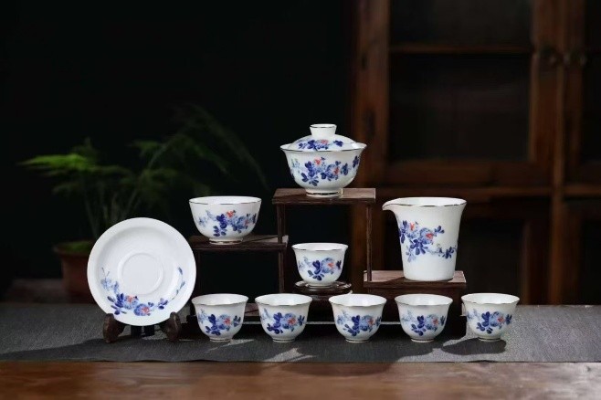 Hand-painted Blue-and-white Tea Set