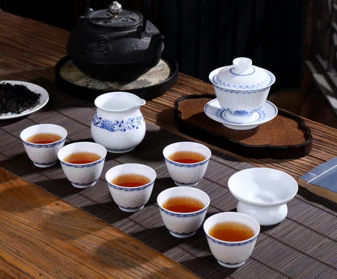Hand-painted Linglong Tea Set