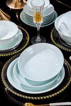 58头青瓷浮雕云揽群山餐具 · 3