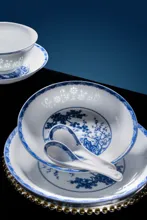 58头青花岁寒三友玲珑餐具 · 5