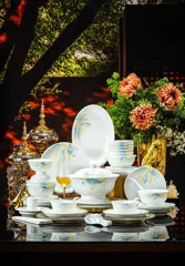 60头·白玉泥紫荆花餐具 · 1