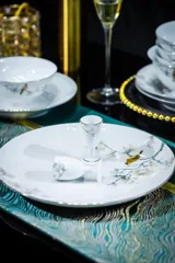 58头白瓷花鸟望升平餐具 · 6