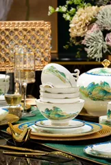 70头描金千里江山图骨瓷餐具 · 5
