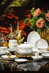 60头·白玉泥鱼欢餐具 · 2