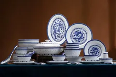 60头青花玲珑盛世红光（釉中彩-白瓷） · 1
