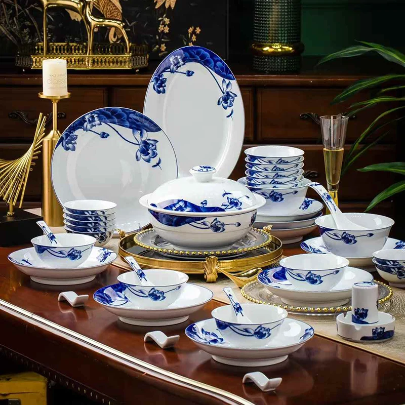 56头青花移步生莲餐具（白瓷）