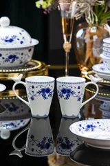 58头青花唐草纹白瓷餐具 · 5