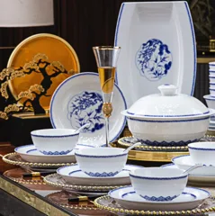58头青花岁寒三友白瓷餐具 · 2