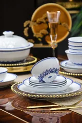 58头青花岁寒三友白瓷餐具 · 8